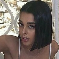 Helena Fancy Çıplak