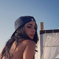 Helga Violet Çıplak