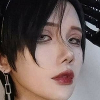 Hongbin Çıplak
