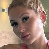 Ilaria Macrii Çıplak