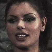 Ileana Lazariuc Çıplak