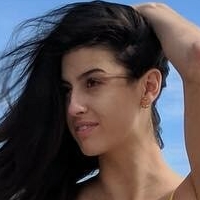 Irena Ilic Çıplak