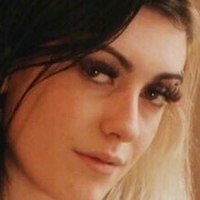 iriseverest Çıplak