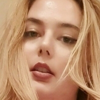 It_ariana Çıplak