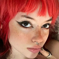 Izzyrojo Çıplak