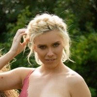 Jenessa Dawn Çıplak