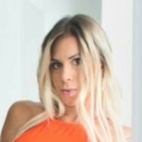 Jessica Hugues Çıplak