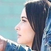 Kacey Musgraves Çıplak