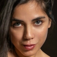 Karen Abalos Çıplak