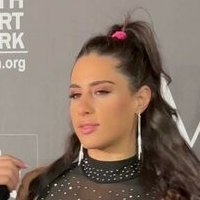 Karen Bassily Çıplak