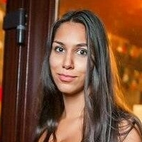 Karina Kipish Çıplak