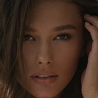 Karina Loginova Çıplak