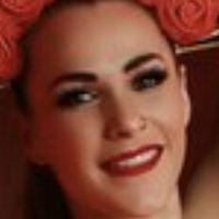 Kate Errington Çıplak