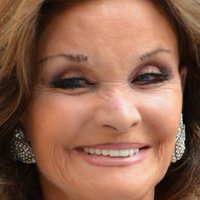 Kate O'Mara Çıplak