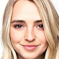 Katelyn Tarver Çıplak