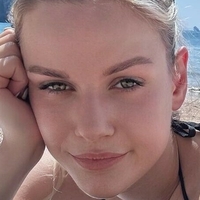 Kathrin May Çıplak