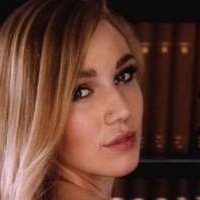 Kendra Sunderland Çıplak