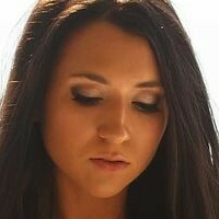 Kristie Barker Çıplak