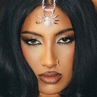 LARA RAJ / lararajj (member of KATSEYE) Çıplak