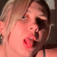 Larissa Lange Çıplak