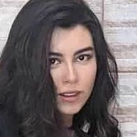 Larissa Liveir Çıplak