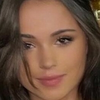 Laura Lindstrom Çıplak