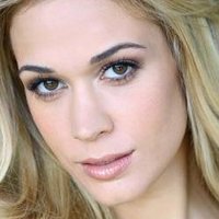 Lauren Elise Çıplak