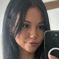 Leah Sharp Çıplak