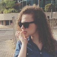 Lee Barkan Çıplak