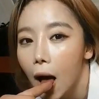 Lee Chae Dam Çıplak