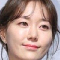 Lee Yoo-Young Çıplak