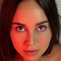 Leni Hilton Çıplak