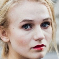 Leonie Wesselow Çıplak
