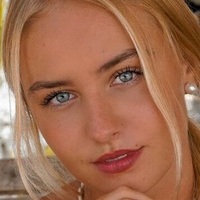 Lina Düren Çıplak