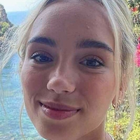 Lisa Mantler Çıplak