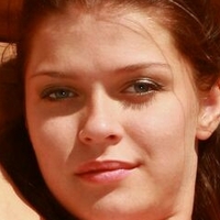 Liza J Çıplak