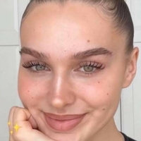 Louisa Jindaoui Çıplak