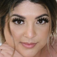 Lucia Yanez Çıplak