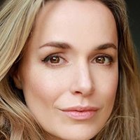 Lucy Brown Çıplak