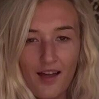 Lucy Louu Çıplak