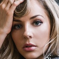MacKenzie Porter Çıplak