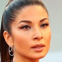 Madalina Doroftei Çıplak