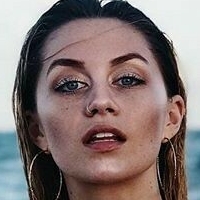 Marina Hane Çıplak