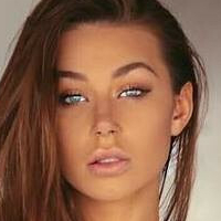 Masha Diduk Çıplak