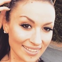 Mia Gucek Çıplak