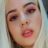Mia Violet Çıplak