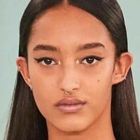 Mona Tougaard Çıplak