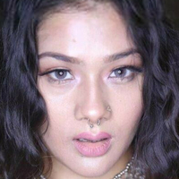 Namrata Malla Çıplak