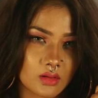 namritamalla Çıplak