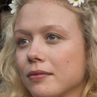 Naomi Battrick Çıplak